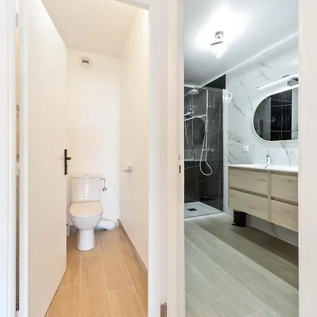 Menton, 3 Pieces, Clim Garage, Piscine * Menton