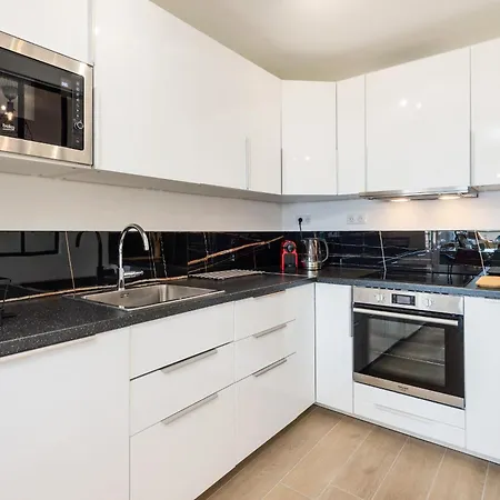 Menton, 3 Pièces, Clim Garage, Piscine * Menton