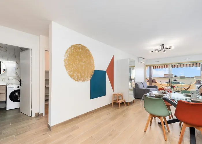 Menton, 3 Pieces, Clim Garage, Piscine Apartment