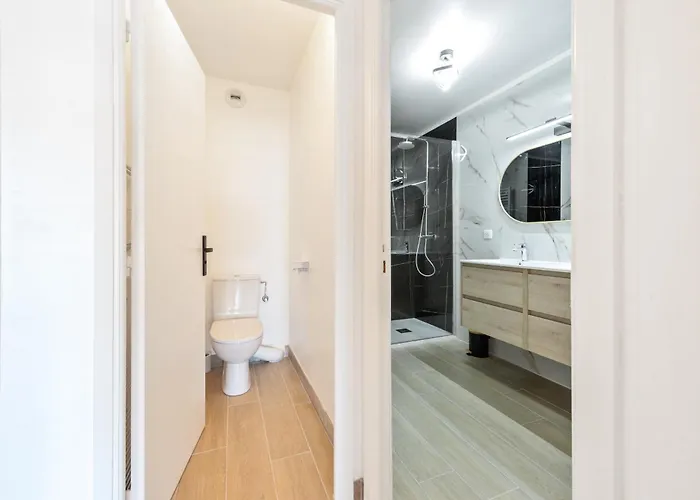 Menton, 3 Pieces, Clim Garage, Piscine * Menton