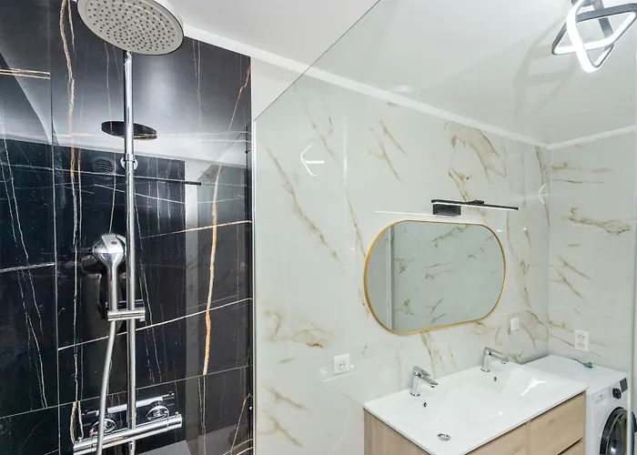 Apartment Menton, 3 Pieces, Clim Garage, Piscine